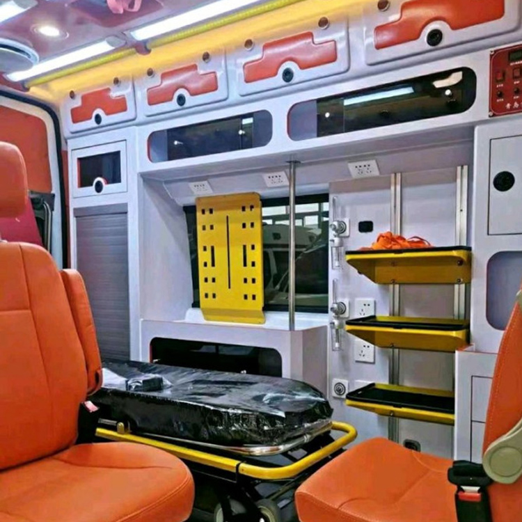 长丰镇长途救护车护送病人租赁价格